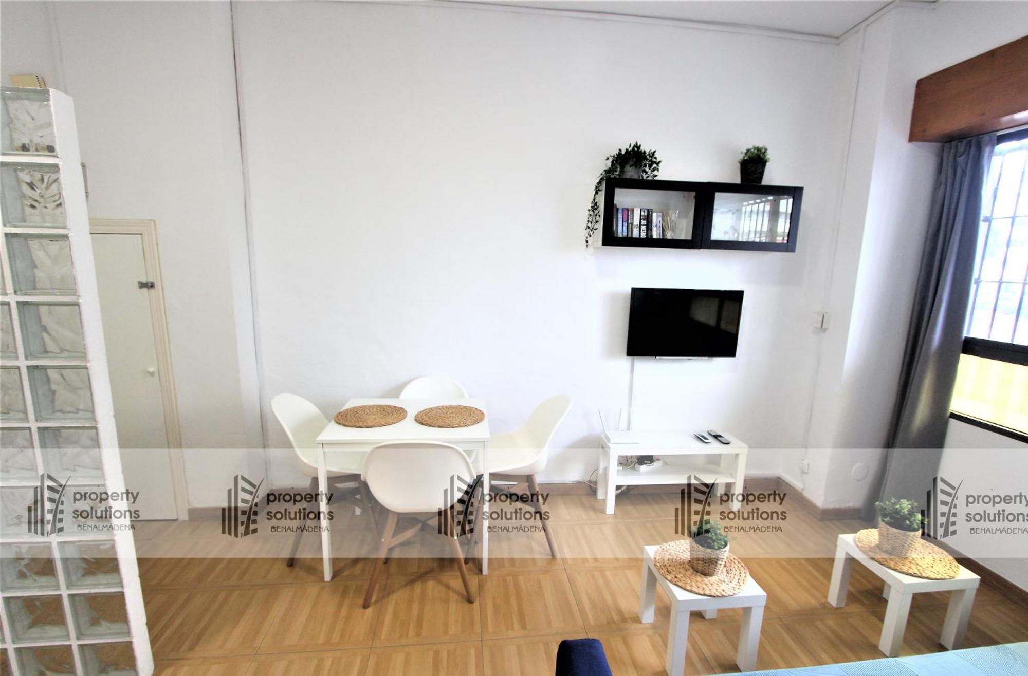 Delta Del Sur Apartamentos - Cerca De Tren, Restaurantes, Tiendas - Playa A 8 Min Caminando Benalmádena Exterior foto