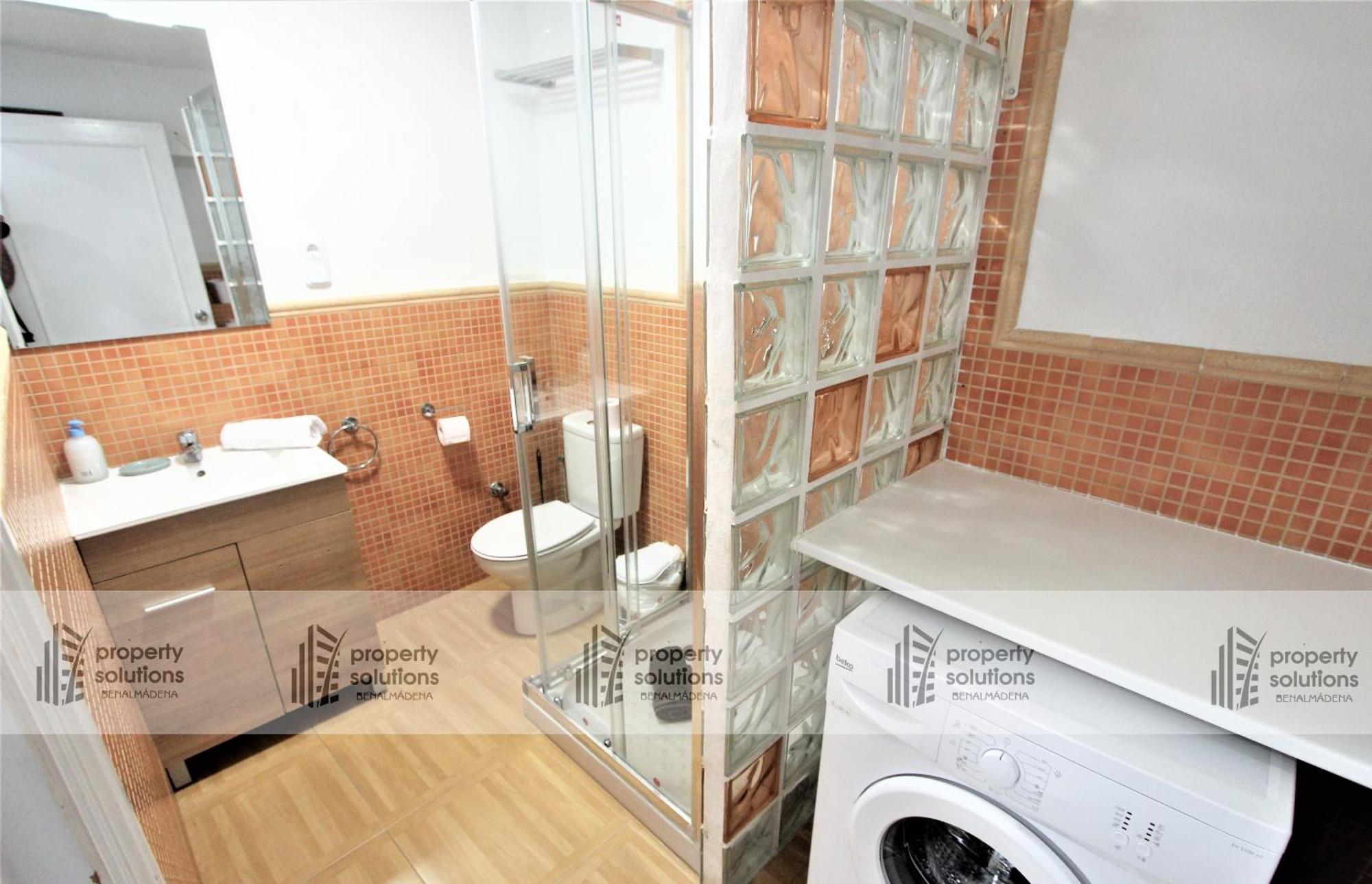 Delta Del Sur Apartamentos - Cerca De Tren, Restaurantes, Tiendas - Playa A 8 Min Caminando Benalmádena Exterior foto