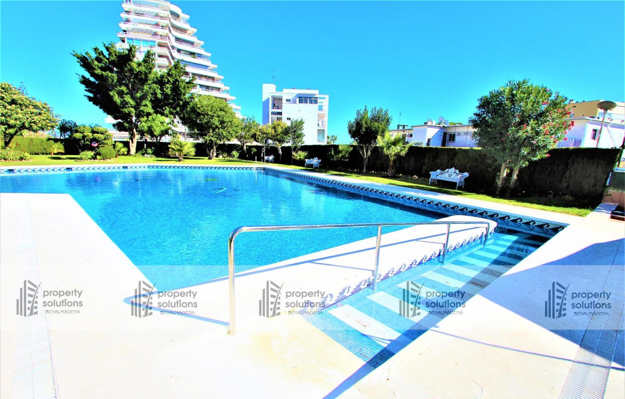 Delta Del Sur Apartamentos - Cerca De Tren, Restaurantes, Tiendas - Playa A 8 Min Caminando Benalmádena Exterior foto