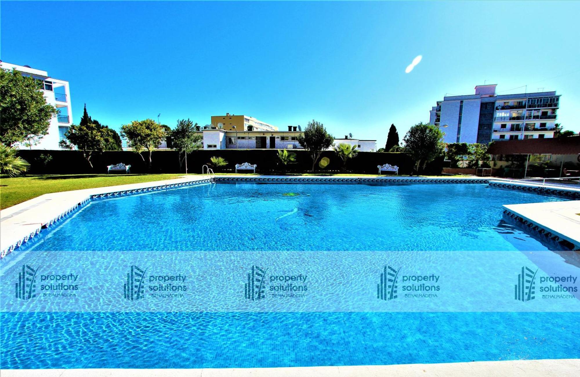 Delta Del Sur Apartamentos - Cerca De Tren, Restaurantes, Tiendas - Playa A 8 Min Caminando Benalmádena Exterior foto
