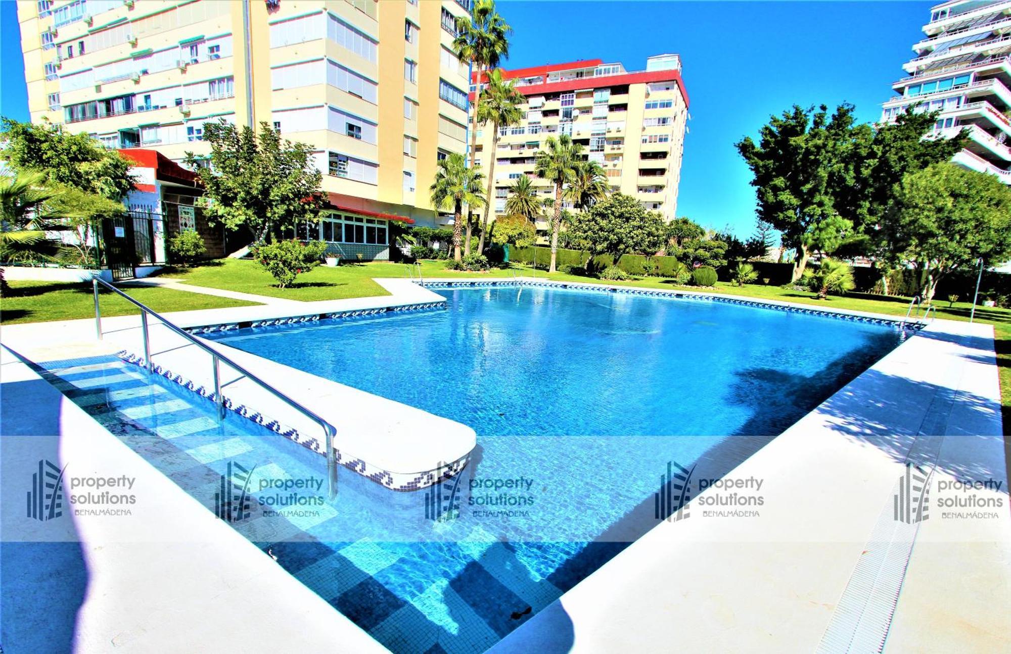 Delta Del Sur Apartamentos - Cerca De Tren, Restaurantes, Tiendas - Playa A 8 Min Caminando Benalmádena Exterior foto