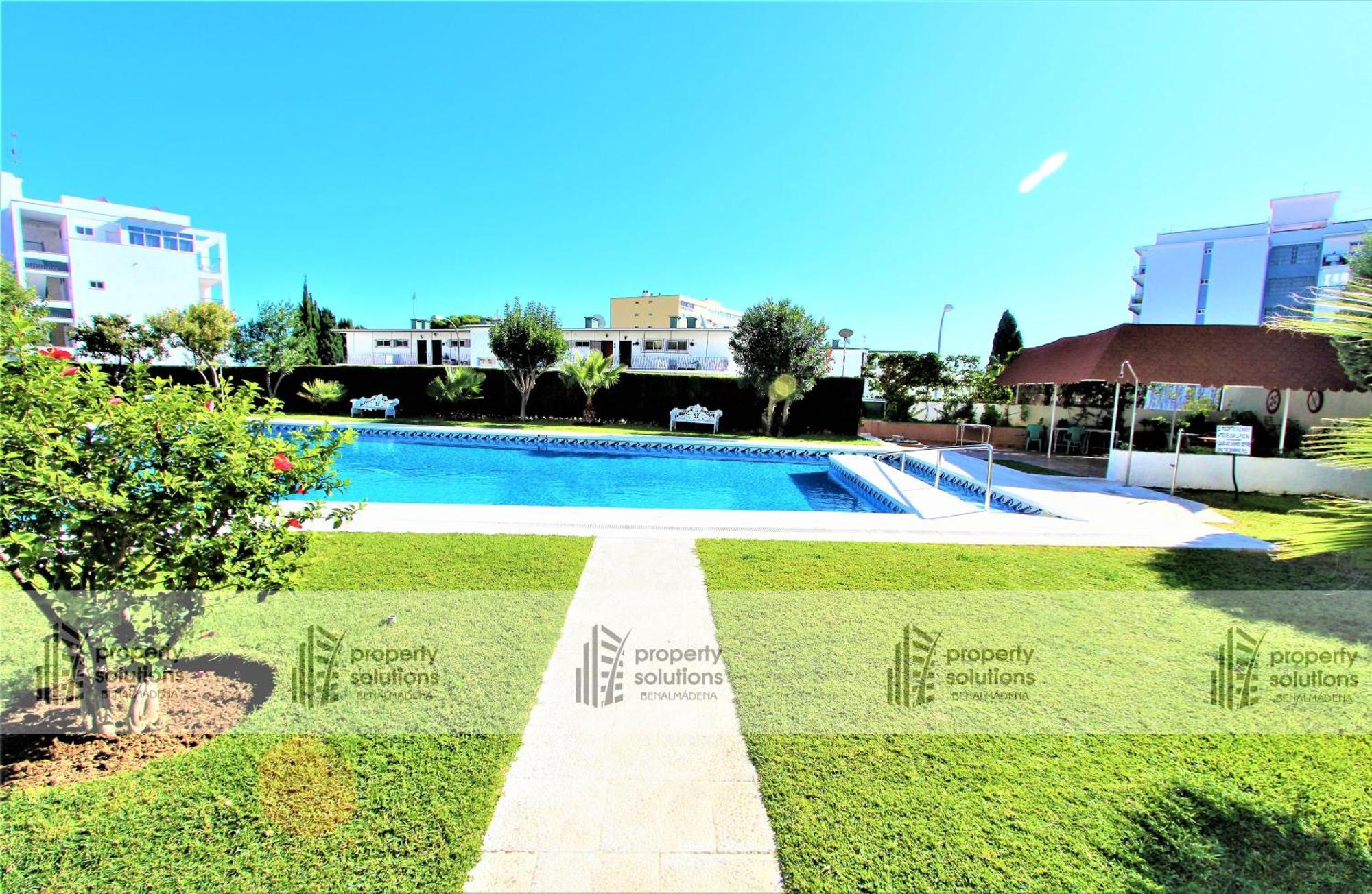 Delta Del Sur Apartamentos - Cerca De Tren, Restaurantes, Tiendas - Playa A 8 Min Caminando Benalmádena Exterior foto